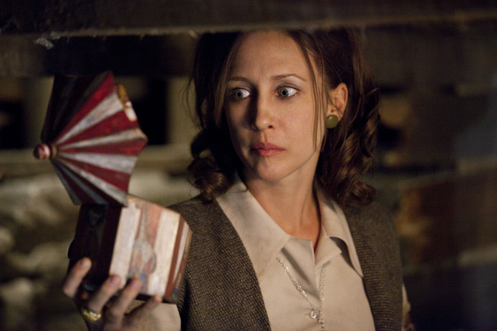the-conjuring-vera-farmiga1